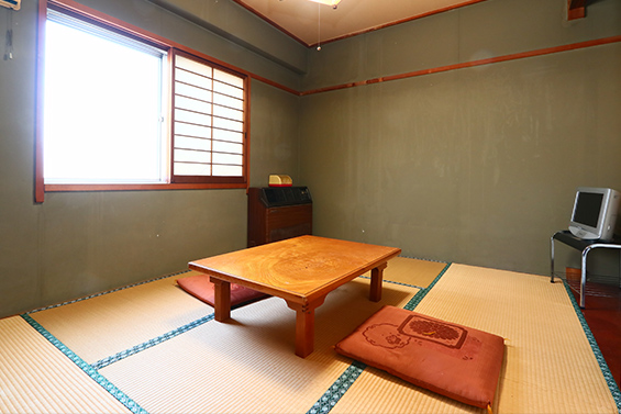 梅木屋のスタンダードなお部屋。一部のお部屋からは掛川城も見ることができます。